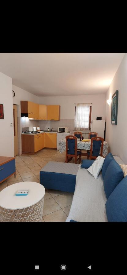 Apartments Graciela Πούλα Εξωτερικό φωτογραφία