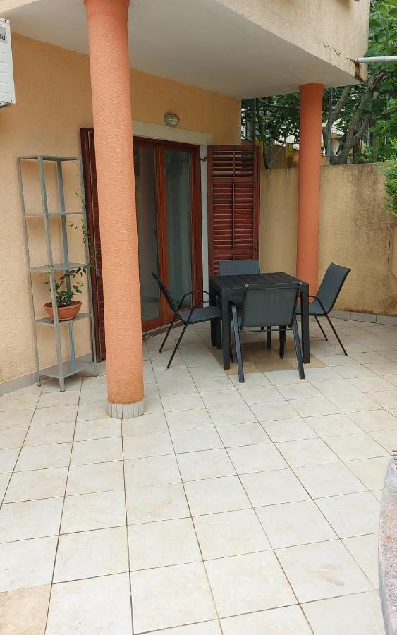 Apartments Graciela Πούλα Εξωτερικό φωτογραφία